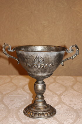 Metāliska vāze - kauss